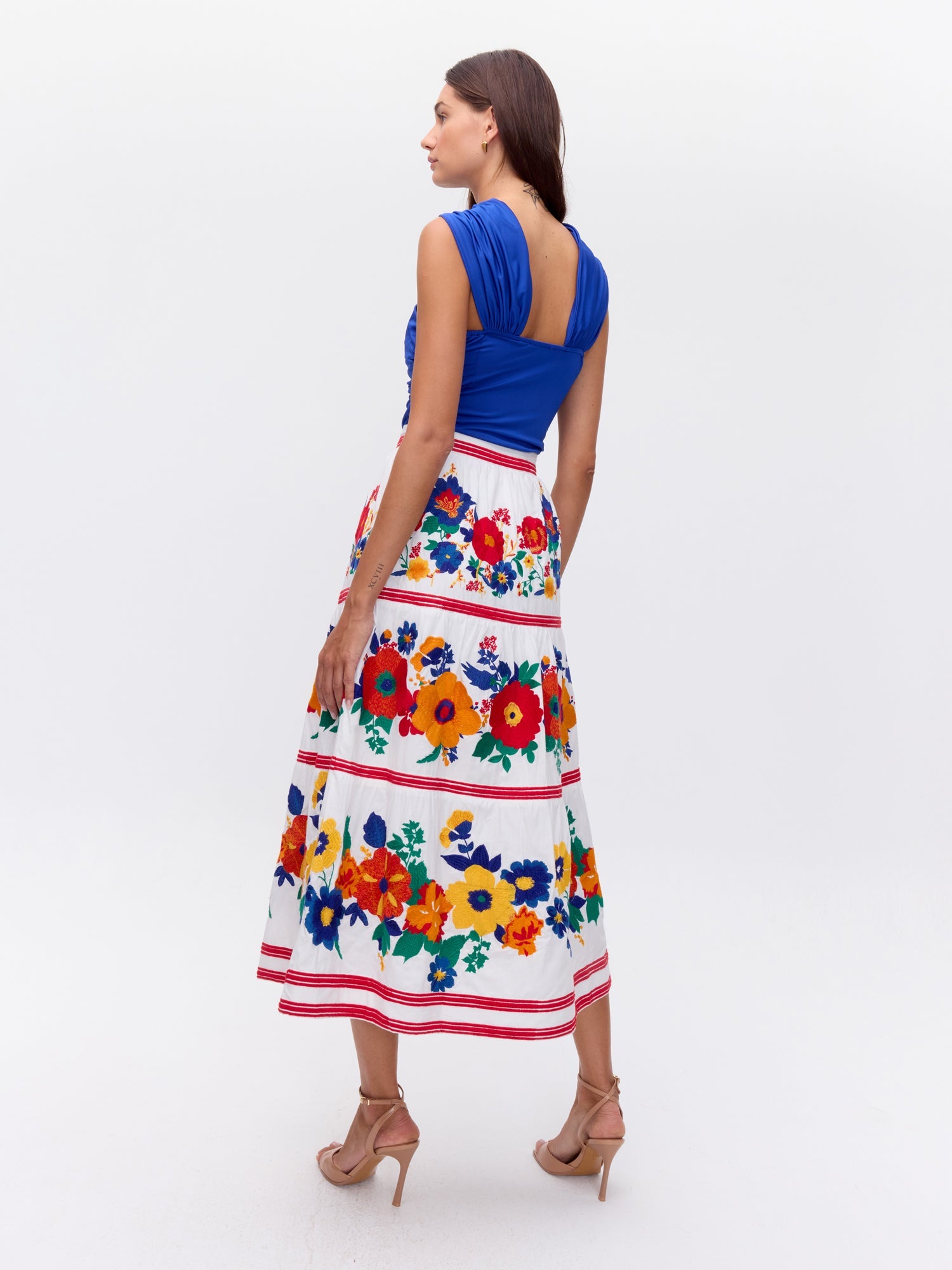 MIOH | TEQUILA - Falda con vuelo bordada maxi flores para invitada de boda