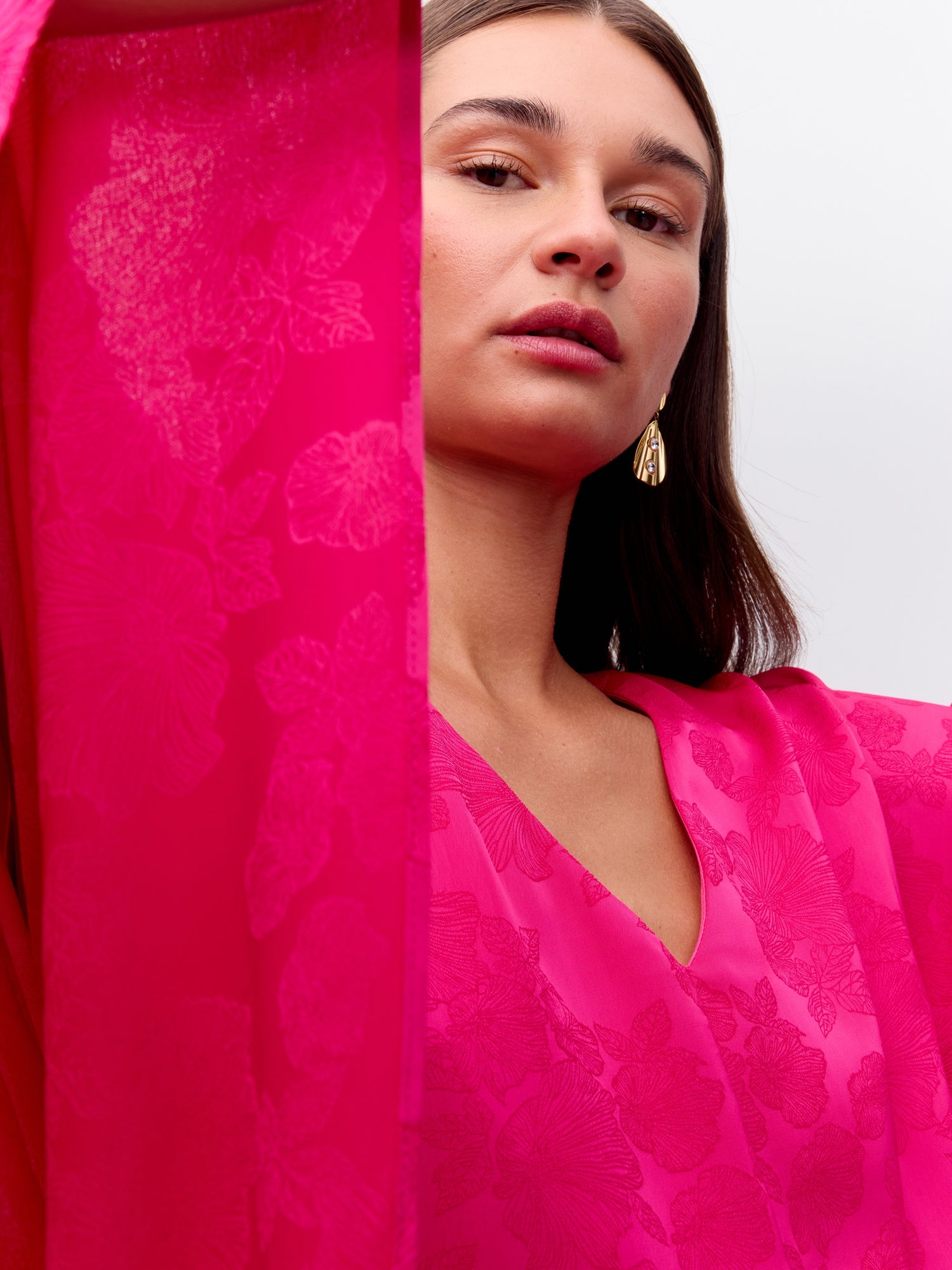 MIOH | OASIS PINK - Vestido kaftán jacquard rosa para invitada de boda