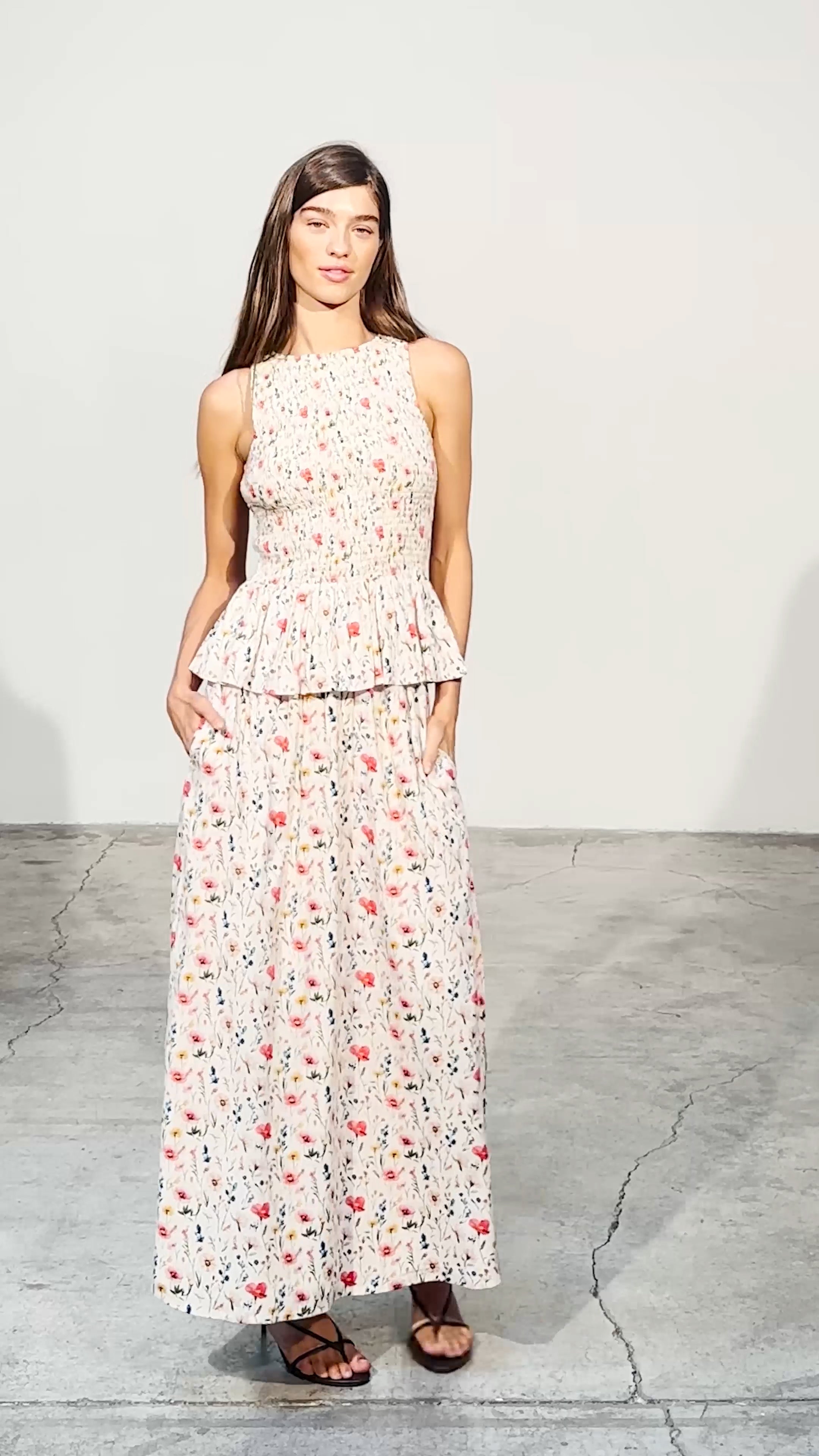 DUX FLOWERS - Conjunto top + falda estampado flores, de fiesta e invitada de boda y evento primavera verano. MIOH es la marca que eligen las influencers de España para sus eventos, como bodas y fiestas