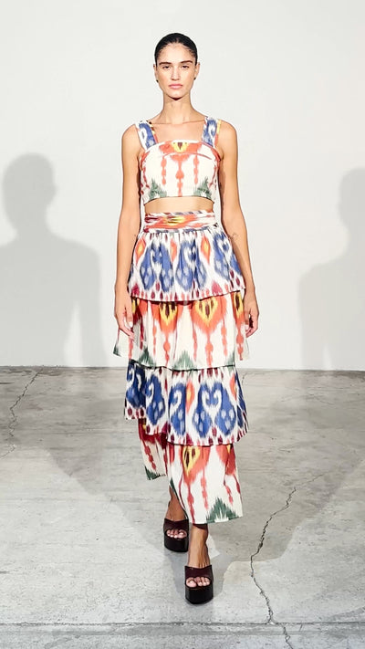 TITANIA IKAT - Conjunto Ikat multicolor, perfecto para invitadas de boda y fiesta spring summer. MIOH es la marca que eligen las influencers de España para sus eventos, como bodas y fiestas